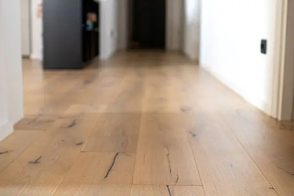 home with oak hardwood floor