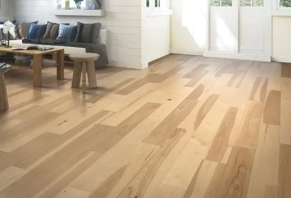 Engineered hardwood floating floor in an Austin, TX home