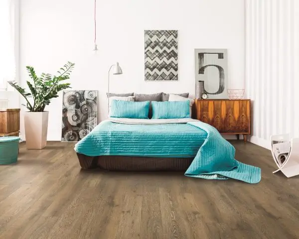 Laminate flooring in a Tucson, AZ master bedroom