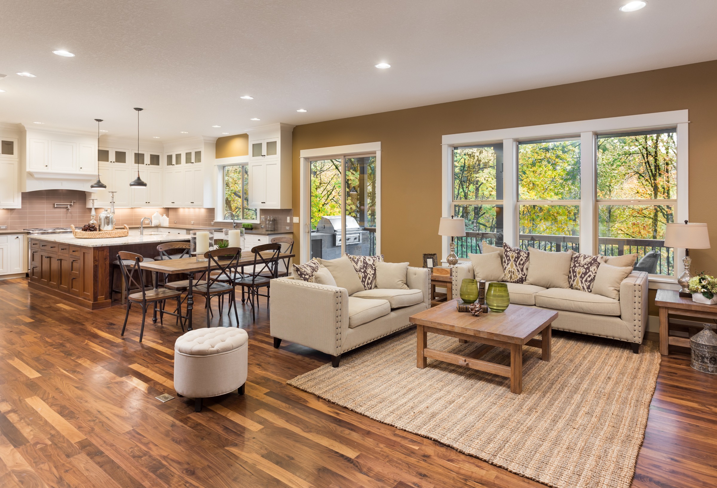 living room with carpet flooring