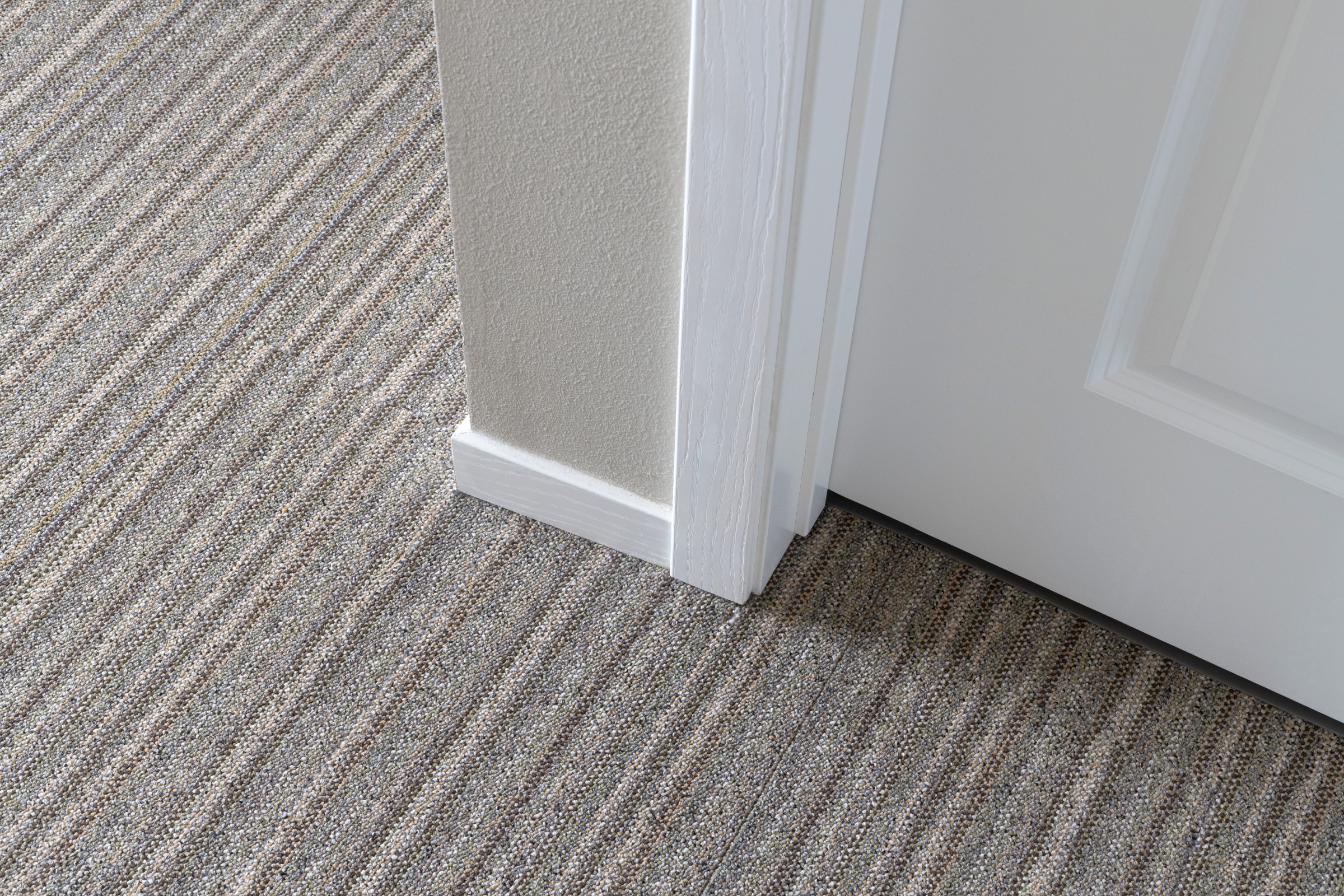 What are Deep Pile or Low Pile Carpet?