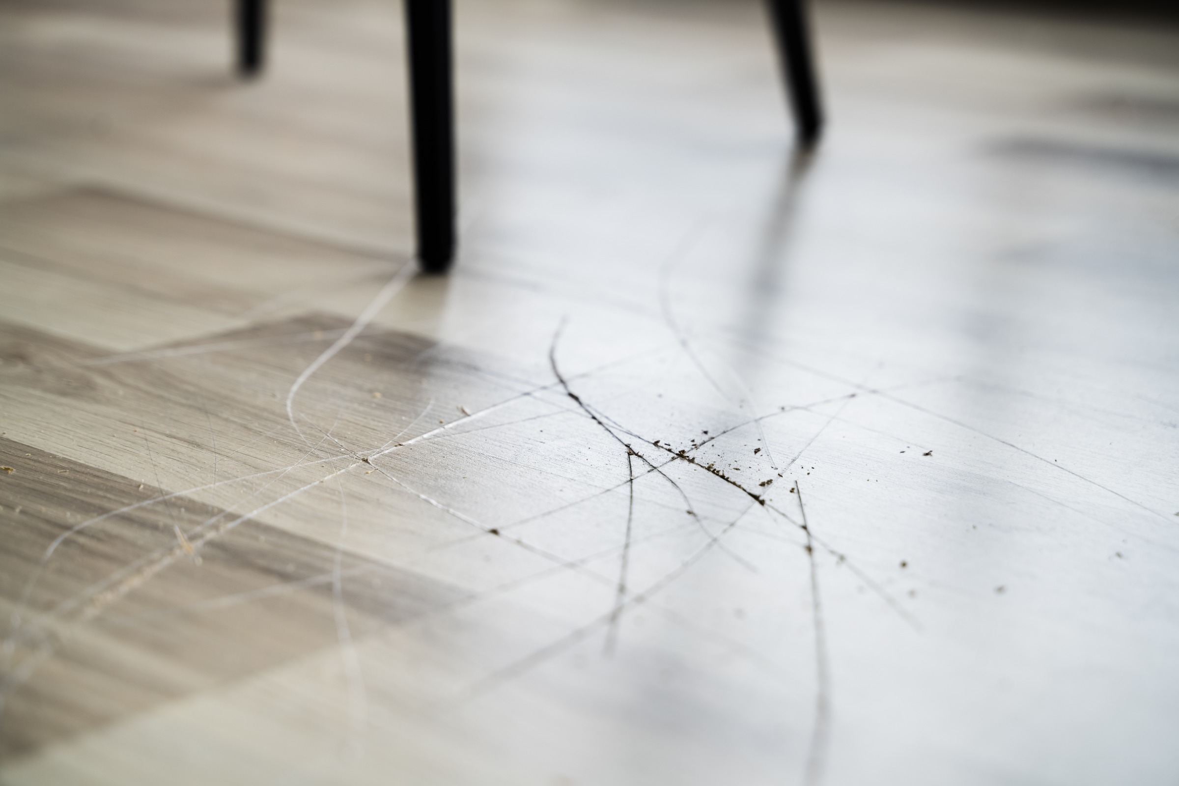 scratches on laminate floor